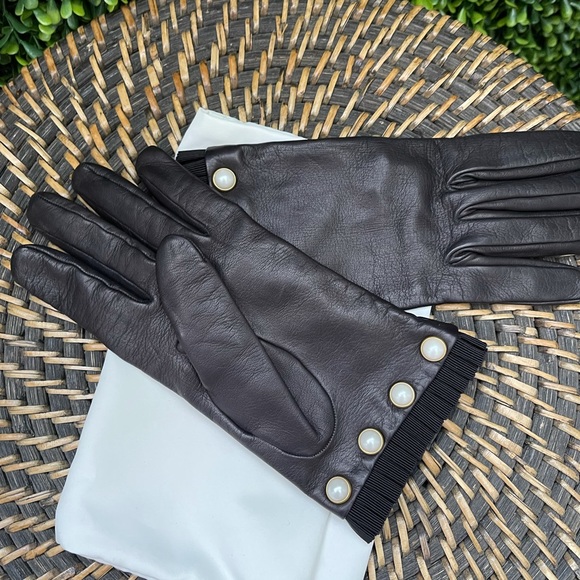 Gucci black leather gloves with pearls size 7.5 new - Picture 10 of 12